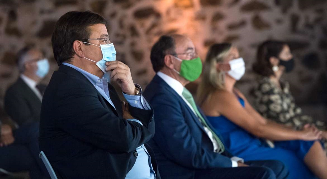 Vara defiende la colaboración público-privada y fija como objetivo común el empleo