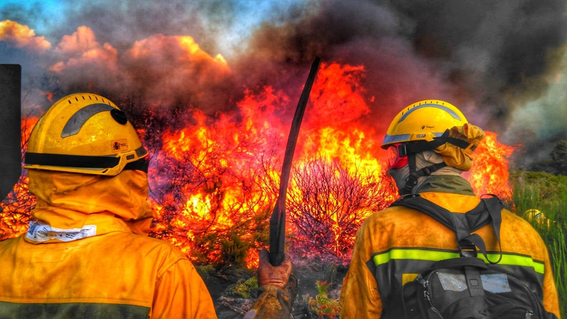 Las reactivaciones del incendio en Cabezuela del Valle están controladas