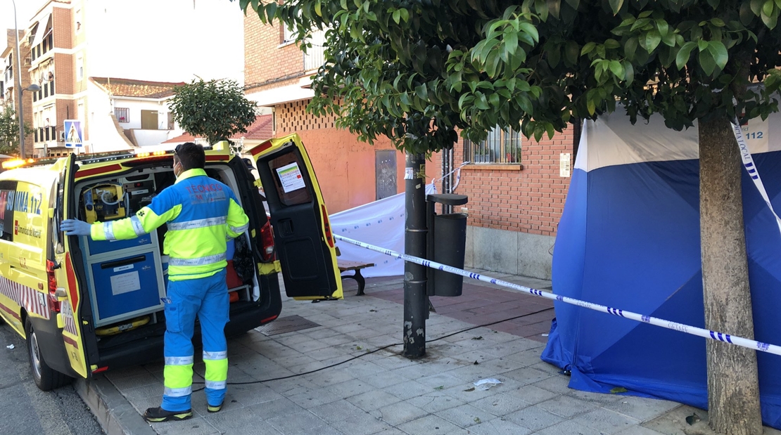 Muere apuñalado un joven en plena calle