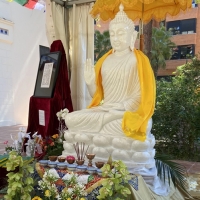 La gran estatua de Buda pasará por el Centro Dudjom antes de instalarse en Cáceres