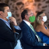 Vara defiende la colaboración público-privada y fija como objetivo común el empleo