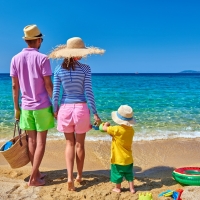Vacaciones de septiembre con rebrotes: ¿qué hacer si me confinan fuera de mi domicilio?