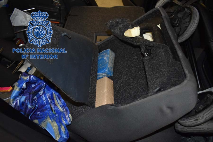 Detienen a un joven que portaban más de 2 kilos de cocaína en un vehículo con destino Plasencia