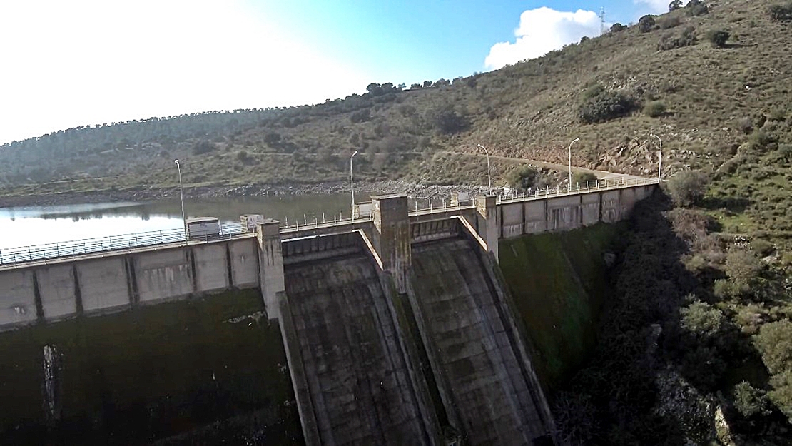 Varias localidades pacenses comienzan a recibir agua de Los Molinos