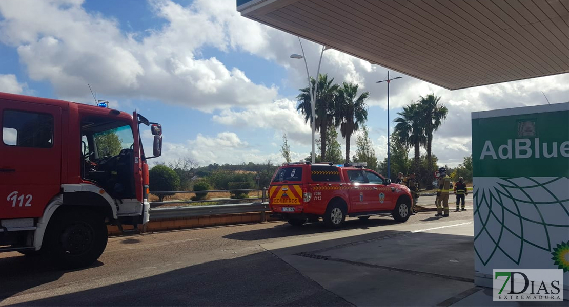 Susto en una gasolinera de la &#39;carretera de Valverde&#39; (Badajoz)