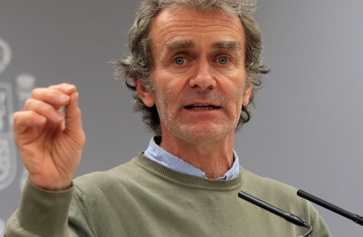 Fernando Simón advierte de un posible colapso de los hospitales en el mes de noviembre