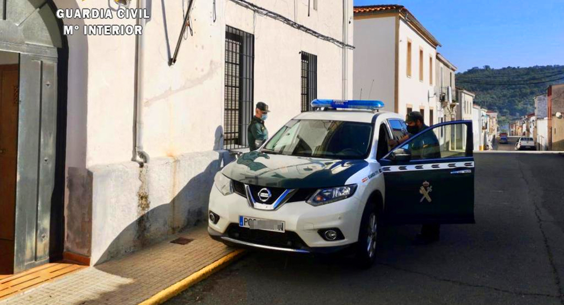 Salvan la vida a un anciano tras días sin dar señales de vida en Arroyo de la Luz (Cáceres)