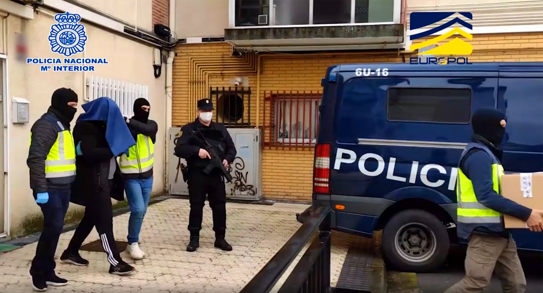 Logran detener a dos reclutadores pro yihadistas a favor del DAESH en España