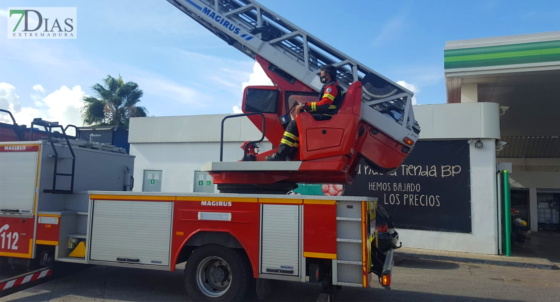 Susto en una gasolinera de la &#39;carretera de Valverde&#39; (Badajoz)