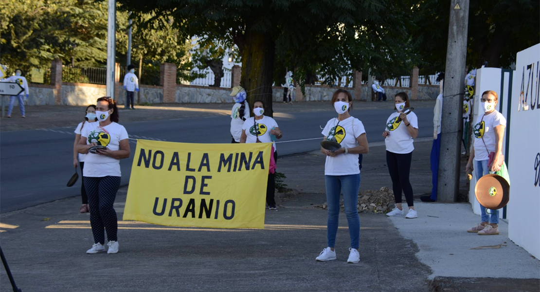 Protestas ante el proyecto mina de uranio: &quot;La Extremadura vacía no se llena desenterrando nuestra tierra&quot;