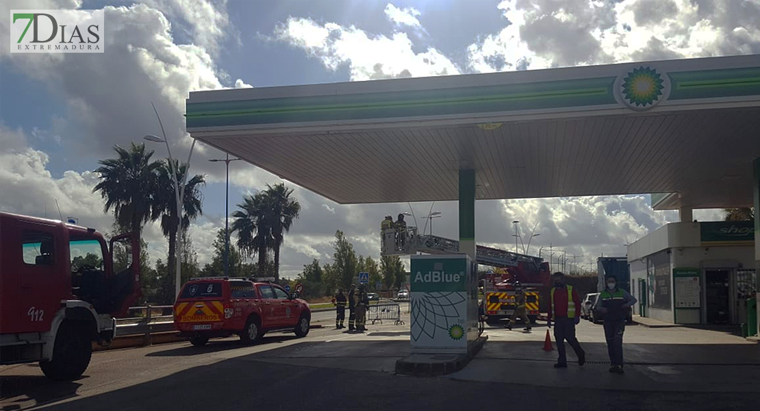 Susto en una gasolinera de la &#39;carretera de Valverde&#39; (Badajoz)