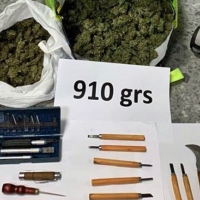 La Policía Local de Cáceres incauta un kilo de cannabis en Aldea Moret