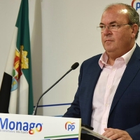 Monago: &quot;Extremadura es la única región &#39;Objetivo 1&#39;, líder en paro y con la renta más baja&quot;