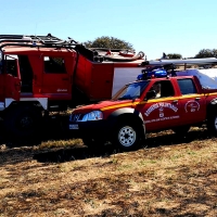 Un incendio calcina varias hectáreas cerca de San Vicente de Alcántara (Badajoz)