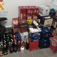 Detenidos en un control en la A-5 transportando mercancía robada