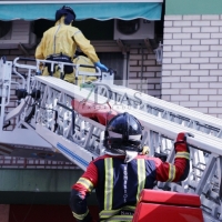 Los Bomberos entran por el balcón de una vivienda en Badajoz