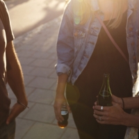 Vergeles rectifica sobre el botellón en Holguera: “Calificamos el brote como contagio social”