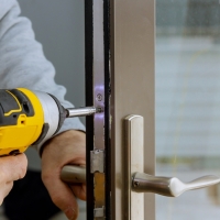 Desarrollan la primera cerradura antiokupa del mercado español