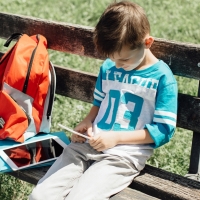 Cinco consejos para desenganchar a los niños de las pantallas