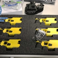 La Policía Nacional utilizará por primera vez pistolas eléctricas en España