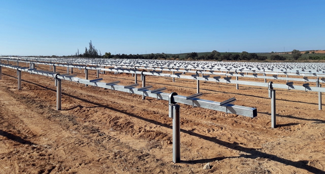Alter Enersun firma con CaixaBank una operación  de leasing destinado al parque solar de Huelva