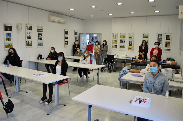 Curso de atención sociosanitaria a personas dependientes en Villafranca de los Barros