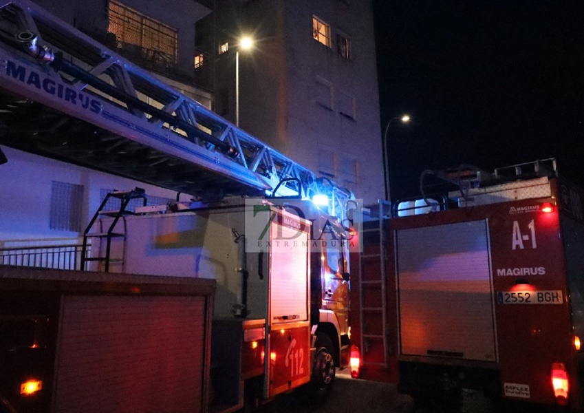 REPOR - Incendio de vivienda en Suerte de Saavedra (Badajoz)