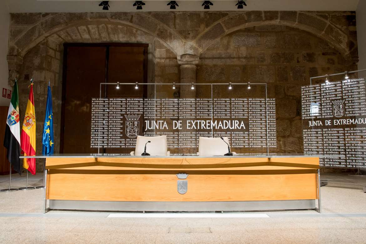 Salvador Illa y Darias viajan a Extremadura para presidir el Consejo Interterritorial del SNS