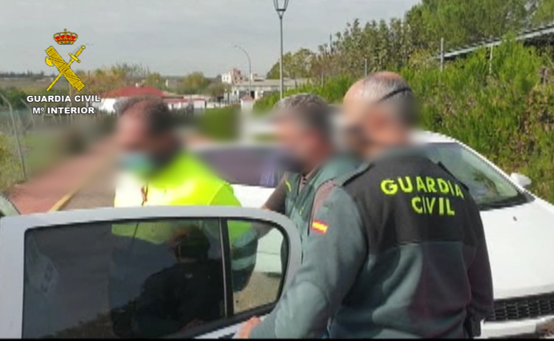 Incautan 155 kilos de marihuana y 60 kilos de hachís ocultos entre palets de verdura