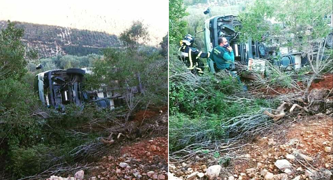 Salvan la vida a un hombre tras accidentarse con un camión en la provincia de Badajoz