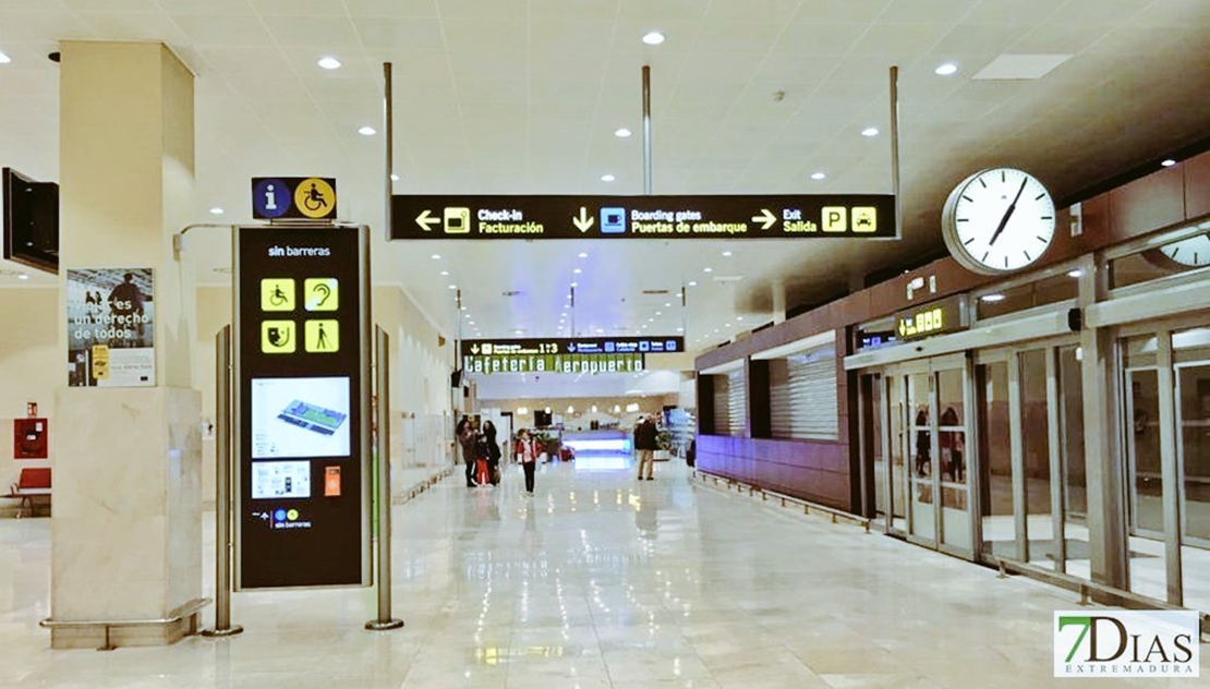 Los viajeros que no lleven PCR negativa ya podrán ser multados en los aeropuertos españoles