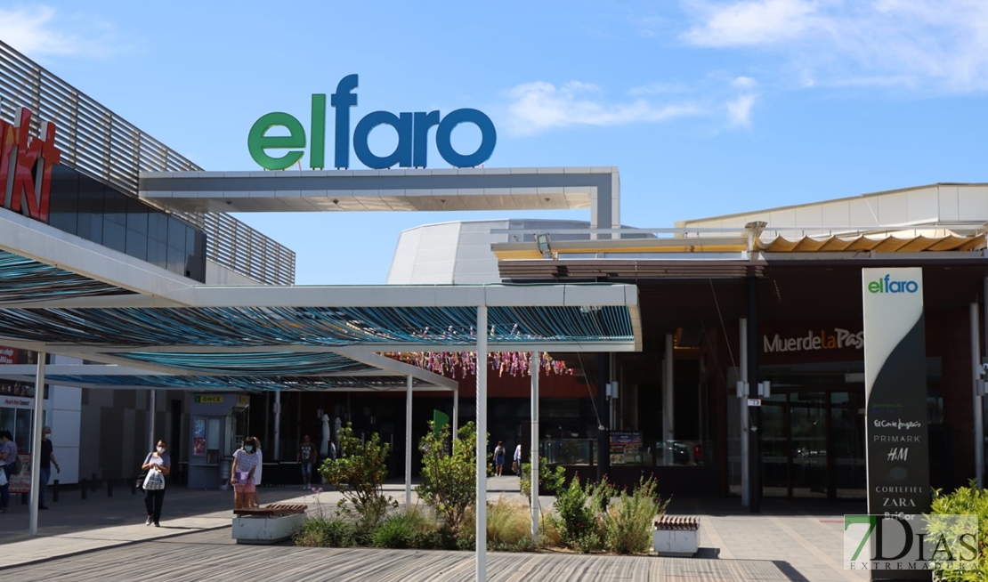 Comercio consensúa los 8 días festivos en 2021 en Extremadura