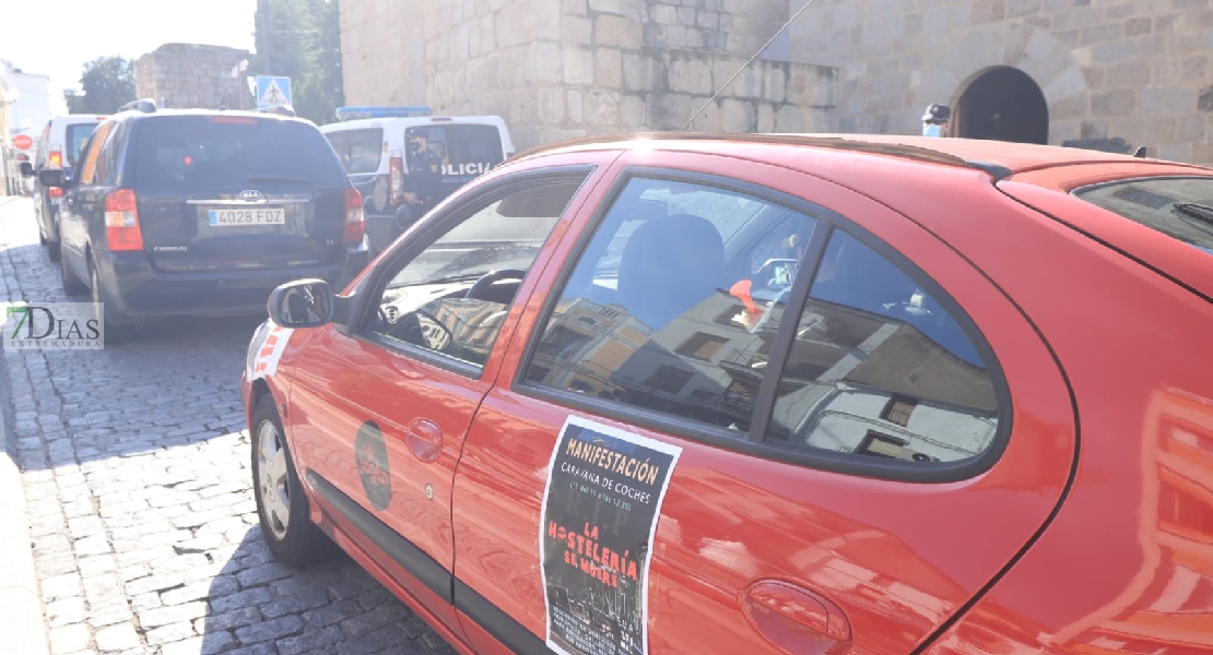 Manifestación de la hostelería emeritense por las calles de la capital