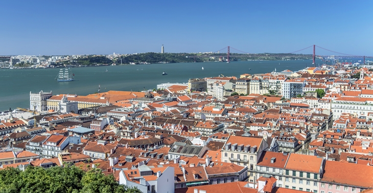 Portugal establece nuevas restricciones y bate el récord de casos en UCIs