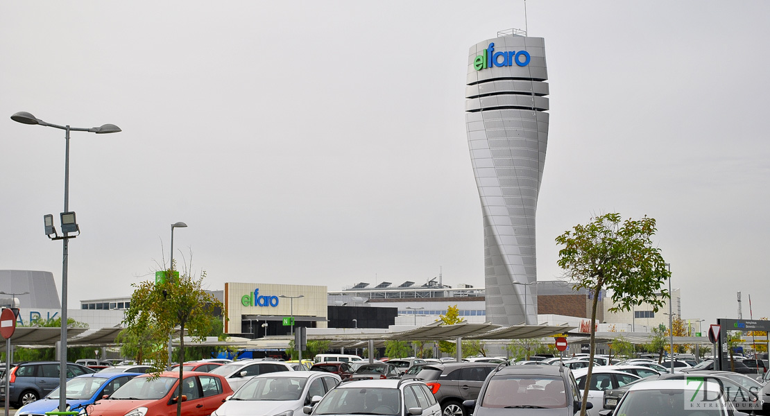 Los comercios de más de 300 m² de Mérida, Cáceres y Badajoz podrán abrir 15 festivos en 2021