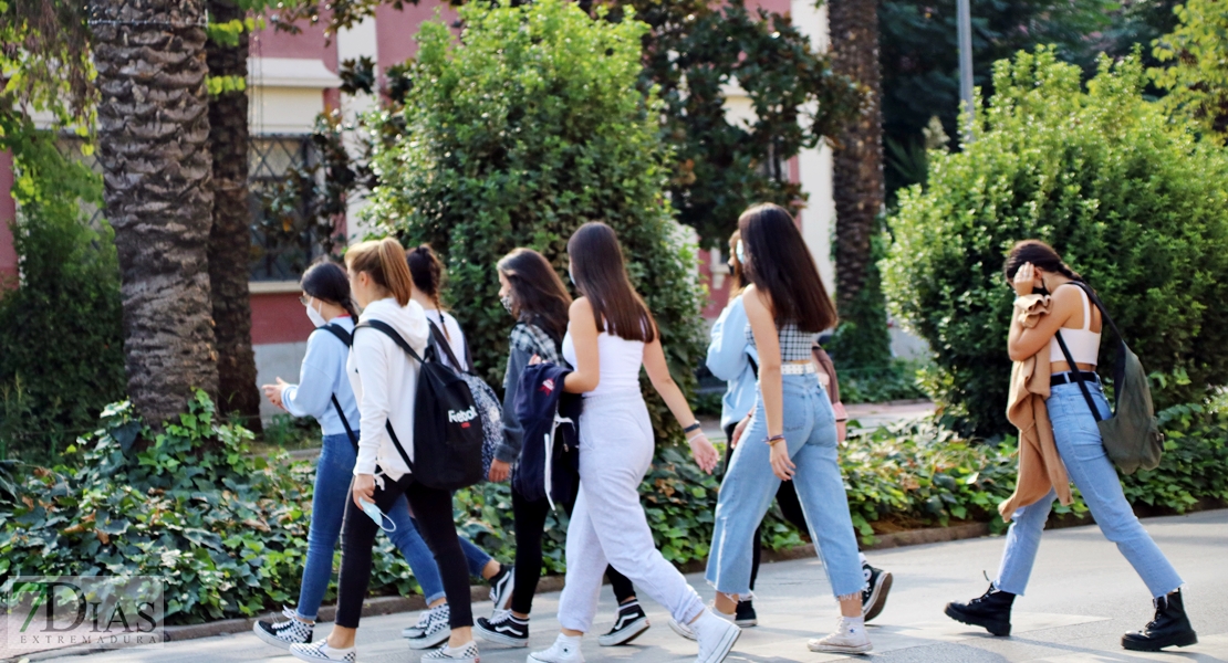 Casi un 40% de los jóvenes creen que son culpables de la segunda ola del Covid-19