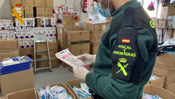 Intervienen 25.000 mascarillas con irregularidades de etiquetado y sin control de calidad en Badajoz