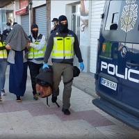 Detenida una joven española que planeaba viajar a Siria para unirse a DAESH