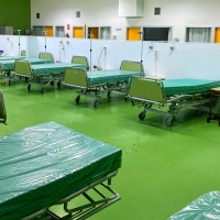 Un enfermero y una médica en Extremadura &quot;desmantelan&quot; la Sanidad Pública