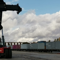 Preocupación por la &quot;destrucción de empleo&quot; en las terminales ferroviarias de Badajoz y Mérida