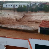 Una fuerte tormenta provoca inundaciones en Ribera del Fresno