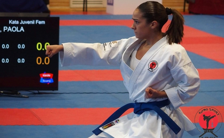 La Karateca extremeña Paola García compite en el campeonato de España de clubes