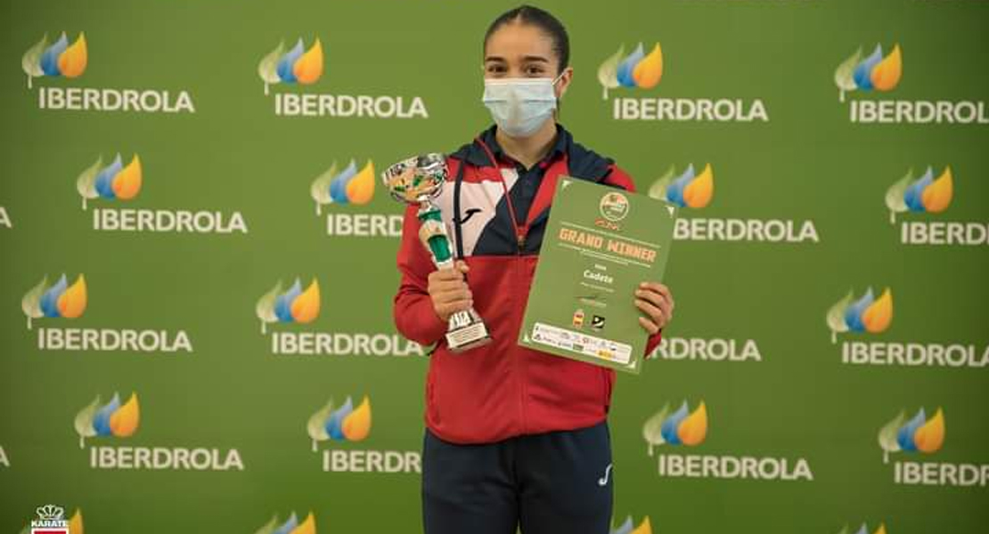 La extremeña Paola García, campeona de la Liga Nacional de Karate y doble corona nacional