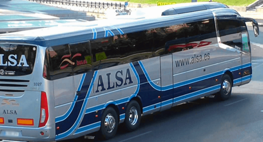 Baja más de un 40% el número de viajeros que usan el autobús en Extremadura