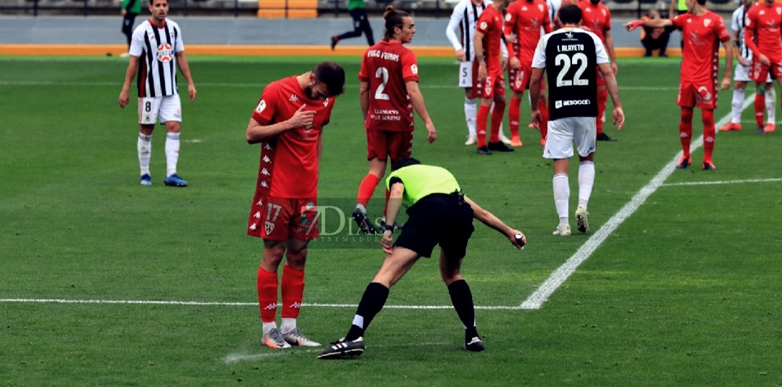 El CD. Badajoz suma otros 3 puntos ante un duro rival