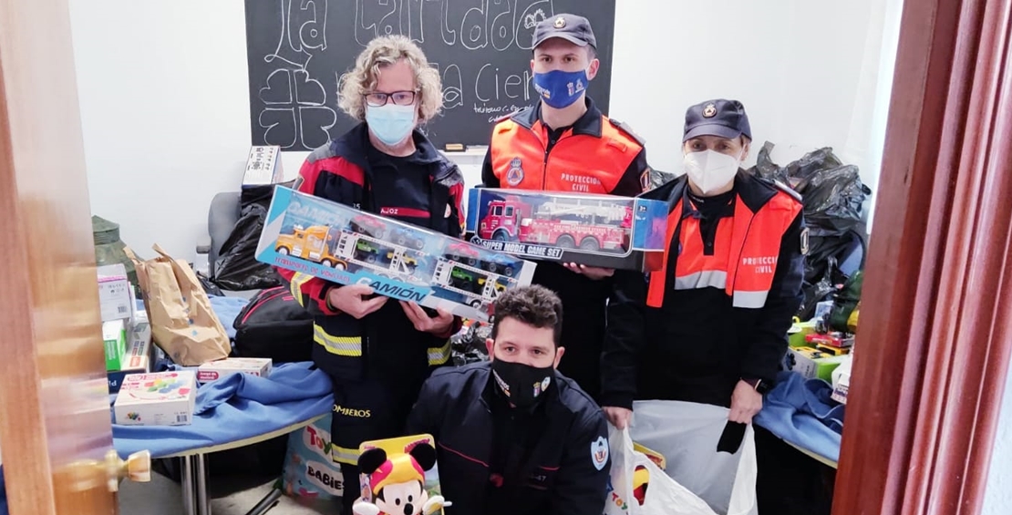 Los Bomberos de Badajoz más solidarios que nunca esta Navidad