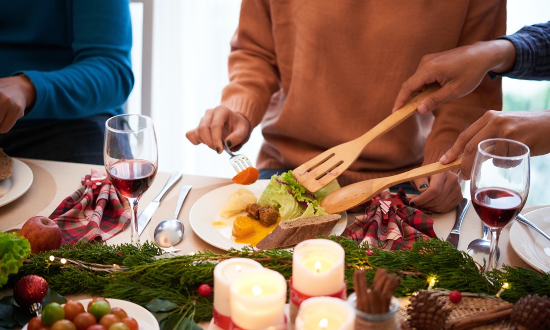 ¿Contarán los niños en el límite de personas de las reuniones de Navidad?