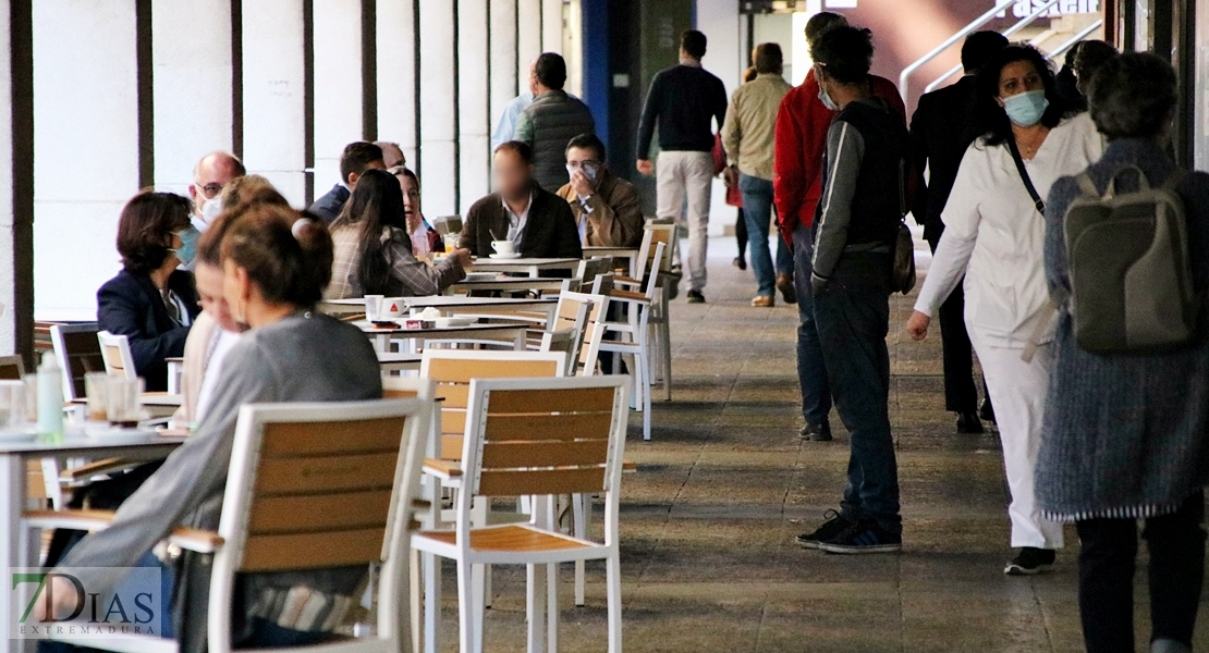 Extremadura decreta el cierre de la hostelería a las seis de la tarde en Nochebuena y Nochevieja