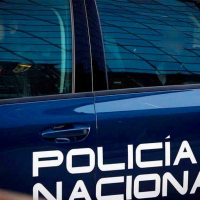 Tres Policías Nacionales atendidos tras un incendio de vivienda en Mérida
