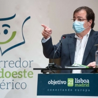 Vara reitera que la alta velocidad permitirá a Extremadura ser más competitiva